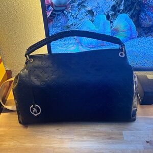 Louie Vuitton Handbag Purse